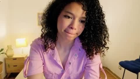 ariaa_23 online show from 05/13/26, 12:13