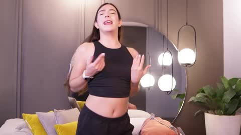 Snapshot of ariaa_isabell chatting on 04/15/26, 06:48 Ariaa online show from 04/15/26, 06:48