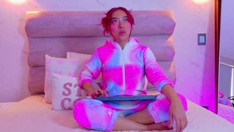 Aria online show from 12/05/25, 12:14