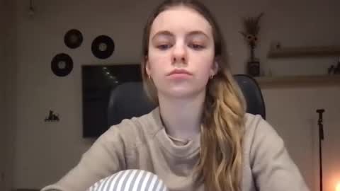 Snapshot of ariacreazy chatting on 02/24/25, 09:52 AriaCreazy online show from 02/24/25, 09:52