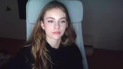 AriaCreazy online show from 12/03/25, 09:35