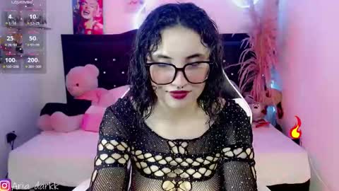 Snapshot of ariadarkk chatting on 02/05/26, 10:14 Aria online show from 02/05/26, 10:14