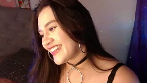 Snapshot of ariadna_martin chatting on 07/16/26, 04:40 Ari online show from 07/16/26, 04:40