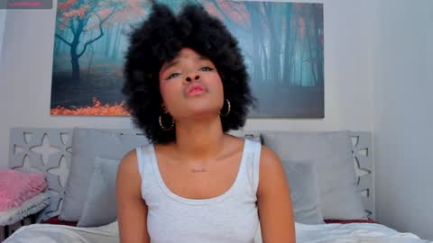 Snapshot of ariafoster chatting on 01/17/25, 04:06 Aria Foster online show from 01/17/25, 04:06