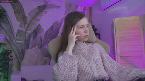 Snapshot of ariagracen chatting on 04/02/26, 08:45 Aria online show from 04/02/26, 08:45