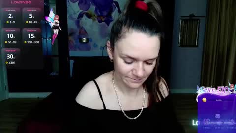 Snapshot of ariagrays chatting on 02/03/26, 03:26 AriaGray online show from 02/03/26, 03:26