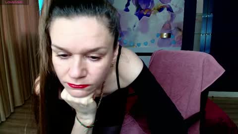 Snapshot of ariagrays chatting on 03/01/26, 05:31 AriaGray online show from 03/01/26, 05:31