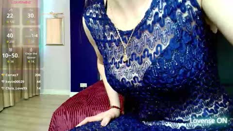 Snapshot of ariagrays chatting on 03/15/26, 06:52 AriaGray online show from 03/15/26, 06:52