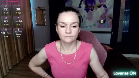 AriaGray online show from 06/19/26, 02:27