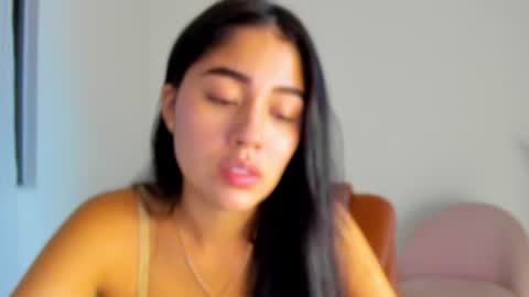 Aria Montgomery online show from 06/17/26, 06:05