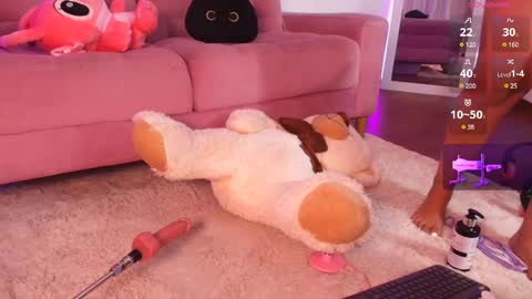 Snapshot of ariana_bae_ chatting on 02/21/25, 04:40 online show from 02/21/25, 04:40