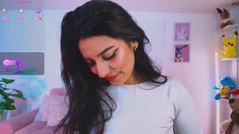 Snapshot of ariana_bae_ chatting on 09/24/25, 02:26 online show from 09/24/25, 02:26