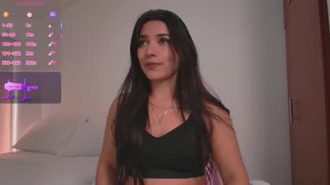 Snapshot of ariana_bae_ chatting on 02/03/26, 03:39 online show from 02/03/26, 03:39