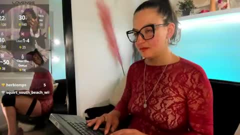Snapshot of ariana_blonde_ chatting on 07/28/26, 07:39 Ariana blonde online show from 07/28/26, 07:39