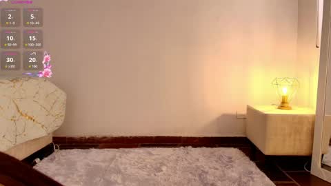 Snapshot of ariana_castillo__ chatting on 03/23/26, 01:26 ariana_castillo__ online show from 03/23/26, 01:26