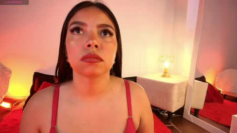 Snapshot of ariana_castillo__ chatting on 04/08/26, 11:43 ariana_castillo__ online show from 04/08/26, 11:43