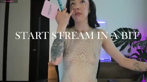 DaniAri - dimension X at night NY time online show from 06/25/26, 05:17
