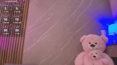 Ariana online show from 06/16/26, 12:08