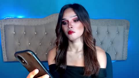 Snapshot of ariana_queen_hugecock69 chatting on 04/17/26, 06:44 Arian online show from 04/17/26, 06:44
