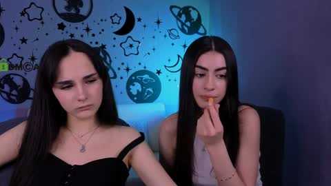 ariana_ross7 online show from 04/29/26, 07:53