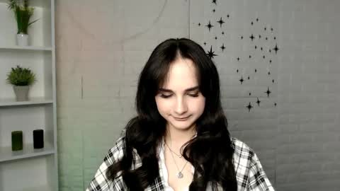 ariana_ross7 online show from 05/06/26, 07:19