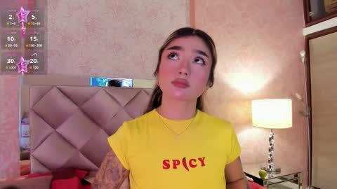 Snapshot of ariana_villada chatting on 01/09/26, 03:31 Ari online show from 01/09/26, 03:31