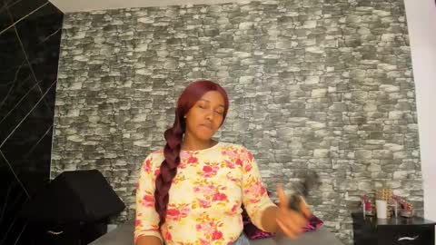 Ariana online show from 10/19/25, 12:28