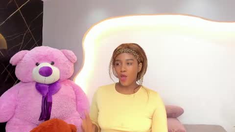 Snapshot of arianaablack chatting on 06/09/26, 12:39 Ariana online show from 06/09/26, 12:39