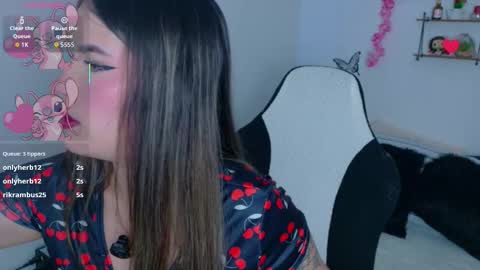 Snapshot of arianablacke chatting on 02/28/26, 10:05 Ari online show from 02/28/26, 10:05