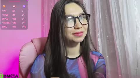 Snapshot of arianahot777 chatting on 02/03/25, 12:25 arianahot777 online show from 02/03/25, 12:25