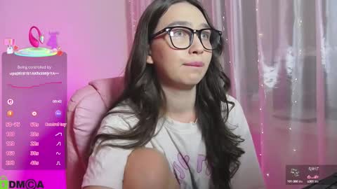 Snapshot of arianahot777 chatting on 09/09/25, 08:52 arianahot777 online show from 09/09/25, 08:52