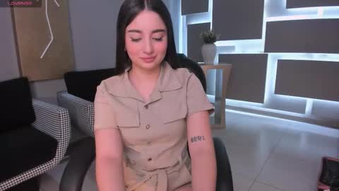 ARIANA MONROE online show from 10/09/25, 03:59