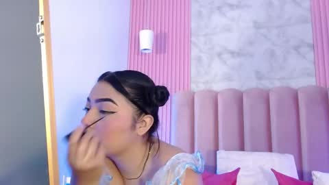 Snapshot of arianarougee chatting on 05/03/26, 10:32 ArianaRougee online show from 05/03/26, 10:32
