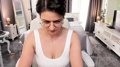 Ana online show from 03/12/25, 09:12