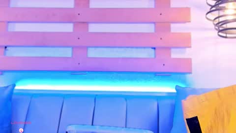 Ari  online show from 10/28/25, 01:25