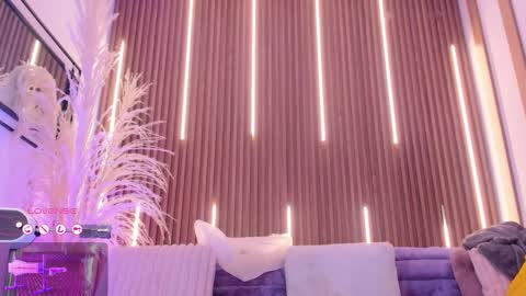 Ari  online show from 12/01/25, 12:54