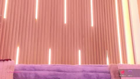 Ari  online show from 12/04/25, 01:53