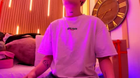 Ari  online show from 12/21/25, 12:45