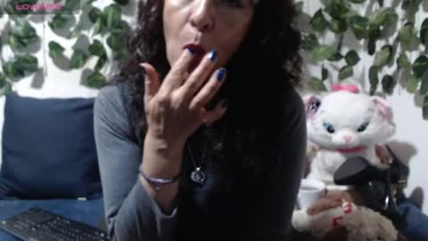 Snapshot of arianasanz1 chatting on 05/19/26, 12:00 arianasanz1 online show from 05/19/26, 12:00