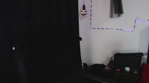 help me 100 hands up my OF is Free  online show from 11/19/25, 09:48