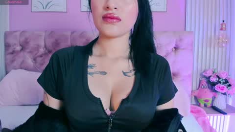 Snapshot of arianawest_ chatting on 05/20/26, 12:55 arianawest_ online show from 05/20/26, 12:55