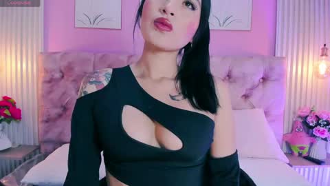 Snapshot of arianawest_ chatting on 06/05/26, 02:01 arianawest_ online show from 06/05/26, 02:01
