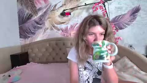 Snapshot of arianna_flower chatting on 08/06/26, 11:39 arianna_flower online show from 08/06/26, 11:39
