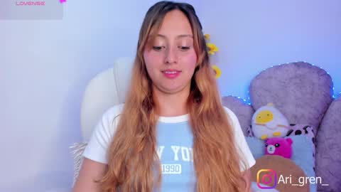 Snapshot of arianna_gren chatting on 01/04/25, 08:48 Arianna online show from 01/04/25, 08:48