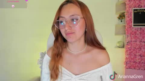 Snapshot of arianna_gren chatting on 01/05/26, 05:27 Arianna online show from 01/05/26, 05:27