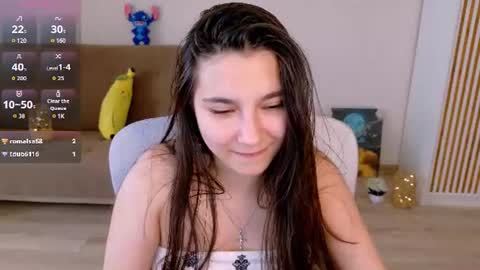 Snapshot of arianna_grend chatting on 07/25/26, 11:19 Arianna online show from 07/25/26, 11:19