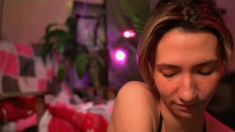 Snapshot of arianna_richi chatting on 05/29/26, 10:24 Olivka online show from 05/29/26, 10:24