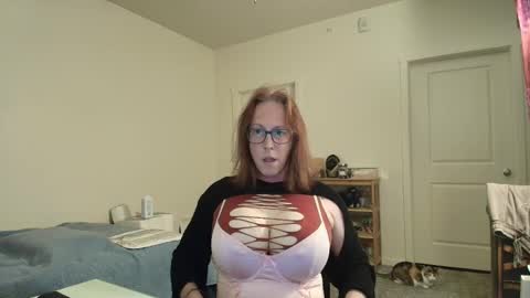 Arianna Sinz online show from 11/11/25, 12:32