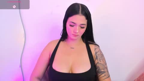 Snapshot of ariannadawson chatting on 10/07/25, 04:42 Arianna Dawson online show from 10/07/25, 04:42