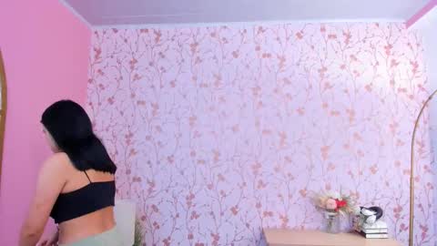 Arianna online show from 09/25/25, 12:09